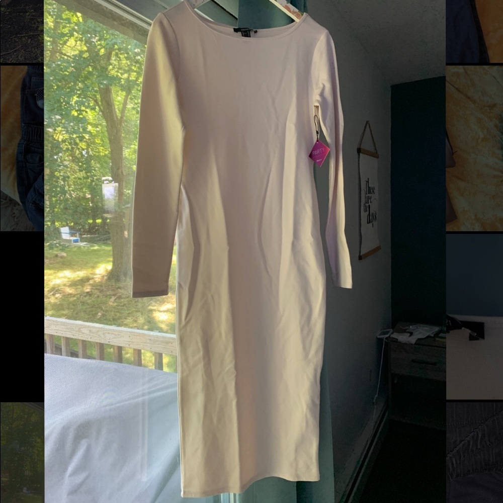 Forever 21 Party Collection long sleeve midi dress